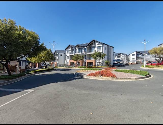 2 BEDROOM APARTMENT FOR SALE IN RANDPARK RIDGE
